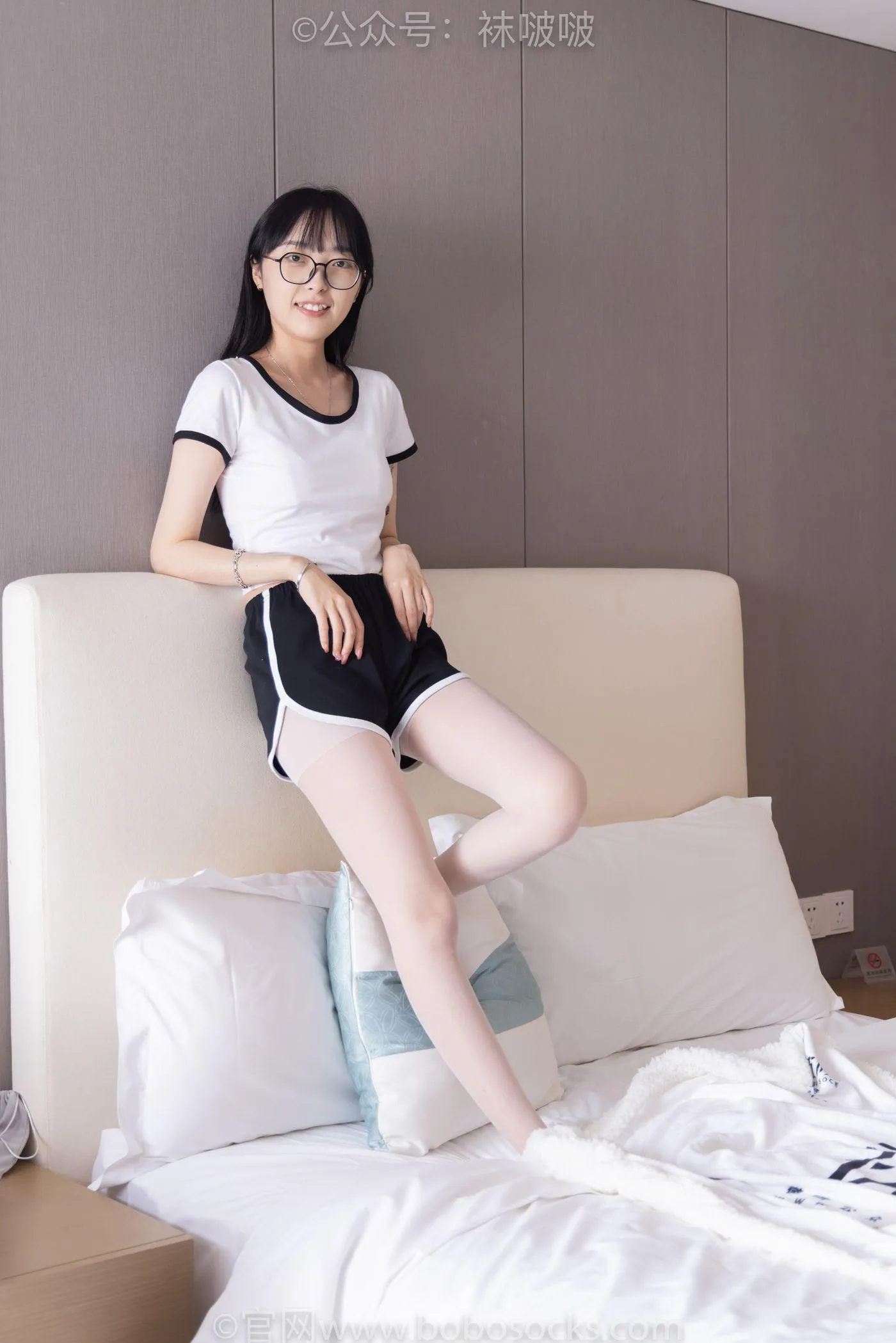 [BoBoSocks袜啵啵]NO.037 稚予-帆布鞋、短白棉袜、白丝 [136P]插图4